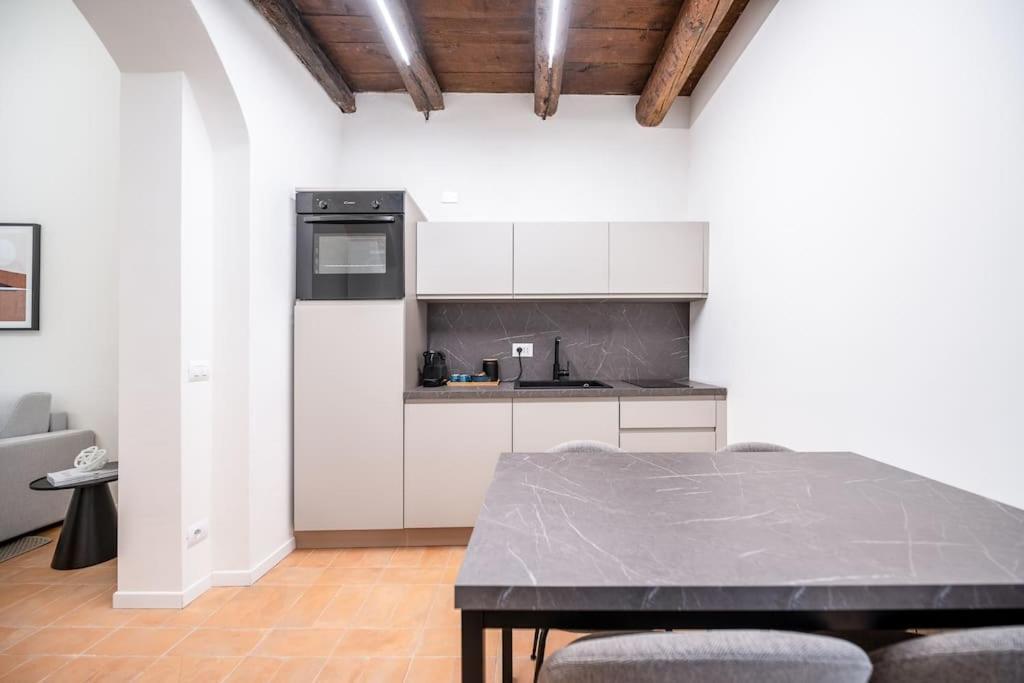 Residenza Mercanti - City Center - Lovely Maison Turin Luaran gambar