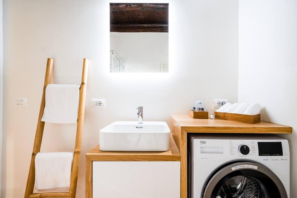 Residenza Mercanti - City Center - Lovely Maison Turin Luaran gambar